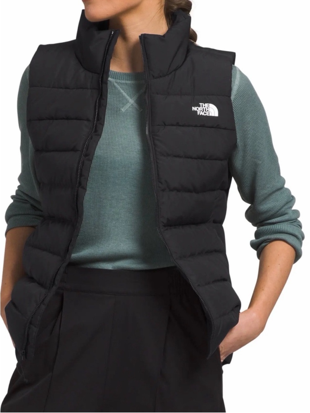The North Face Women's Black Insulated Puffer Vest small